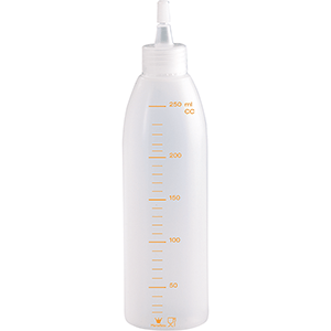 Бутылка мерная с носиком;полиэтилен;250мл;D=50,H=195мм;матовый COM- 03101020